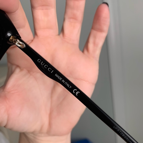 Gucci Sunglasses like new - Picture 7 of 8